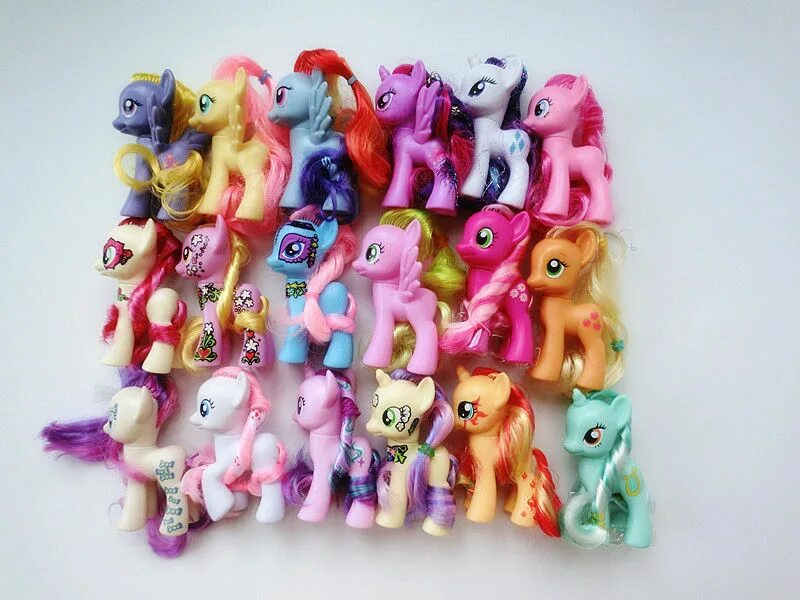 Купить пони старых. Hasbro #c2869 коллекция пони. My little Pony игрушки 2010. My little Pony игрушки Hasbro 2 serie. My little Pony игрушки Hasbro 2015.