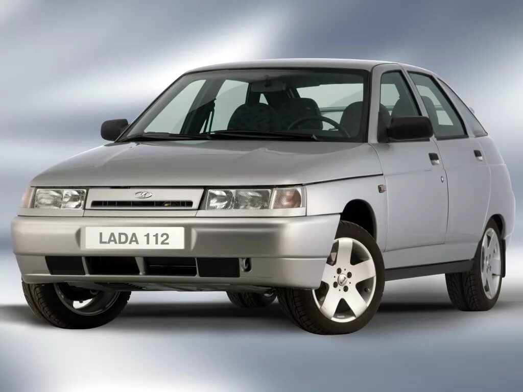 Новые вазы в тольятти 2112. Lada (ваз) 2112. ваз-2112 (lada 112). ваз 2112 хэтчбек. лада ваз 2110 хэтчбек.