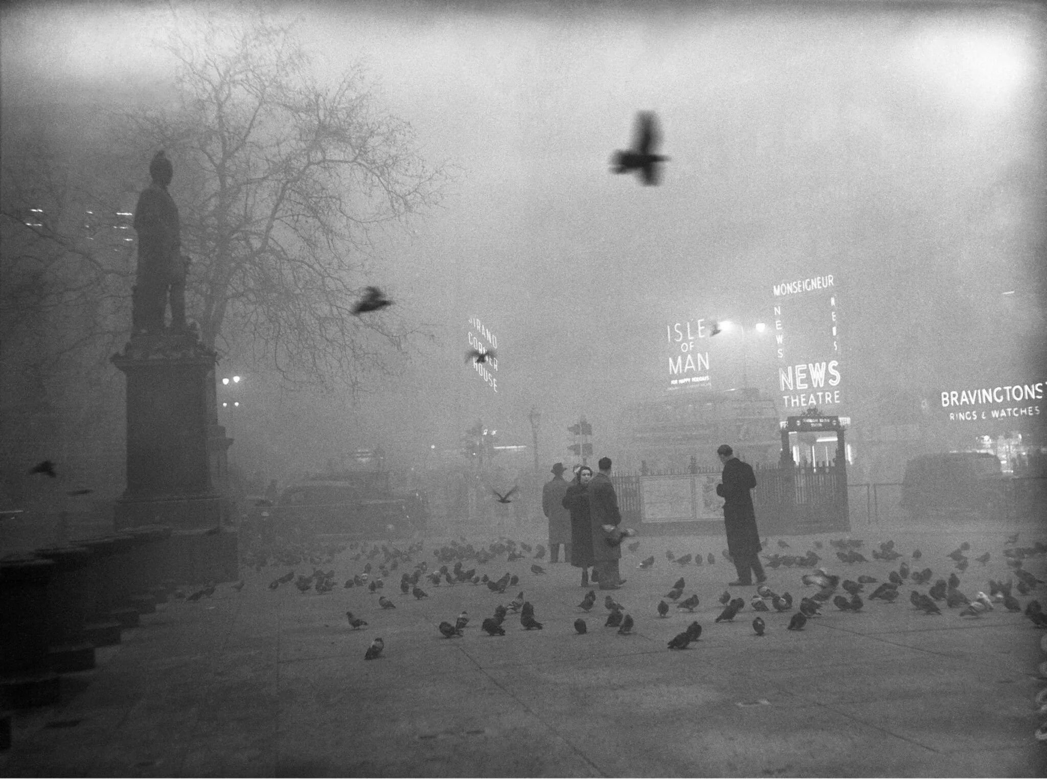 Организация смог год. Великий смог 1952 года в Лондоне. Великий туман в Лондоне 1952. Смог 1952 года Лондон. Экологическая катастрофа в Лондоне в 1952.