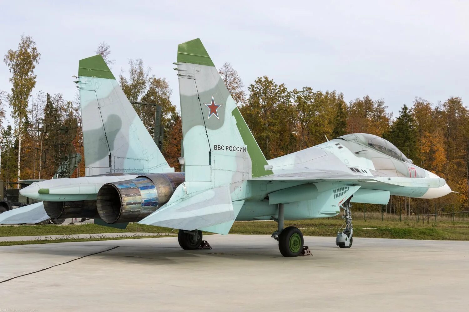 Самолет су-27уб. Самолет су-27уб. Су 27 бесовец камуфляж. Самолет су-27уб. Су 27 121 арз.