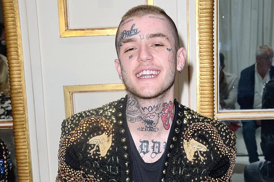 Какие реперы умерли. Xxxtentacion и лил пип. Мёртвые американские рэперы. Прически американских рэперов. Lil peep 2016.