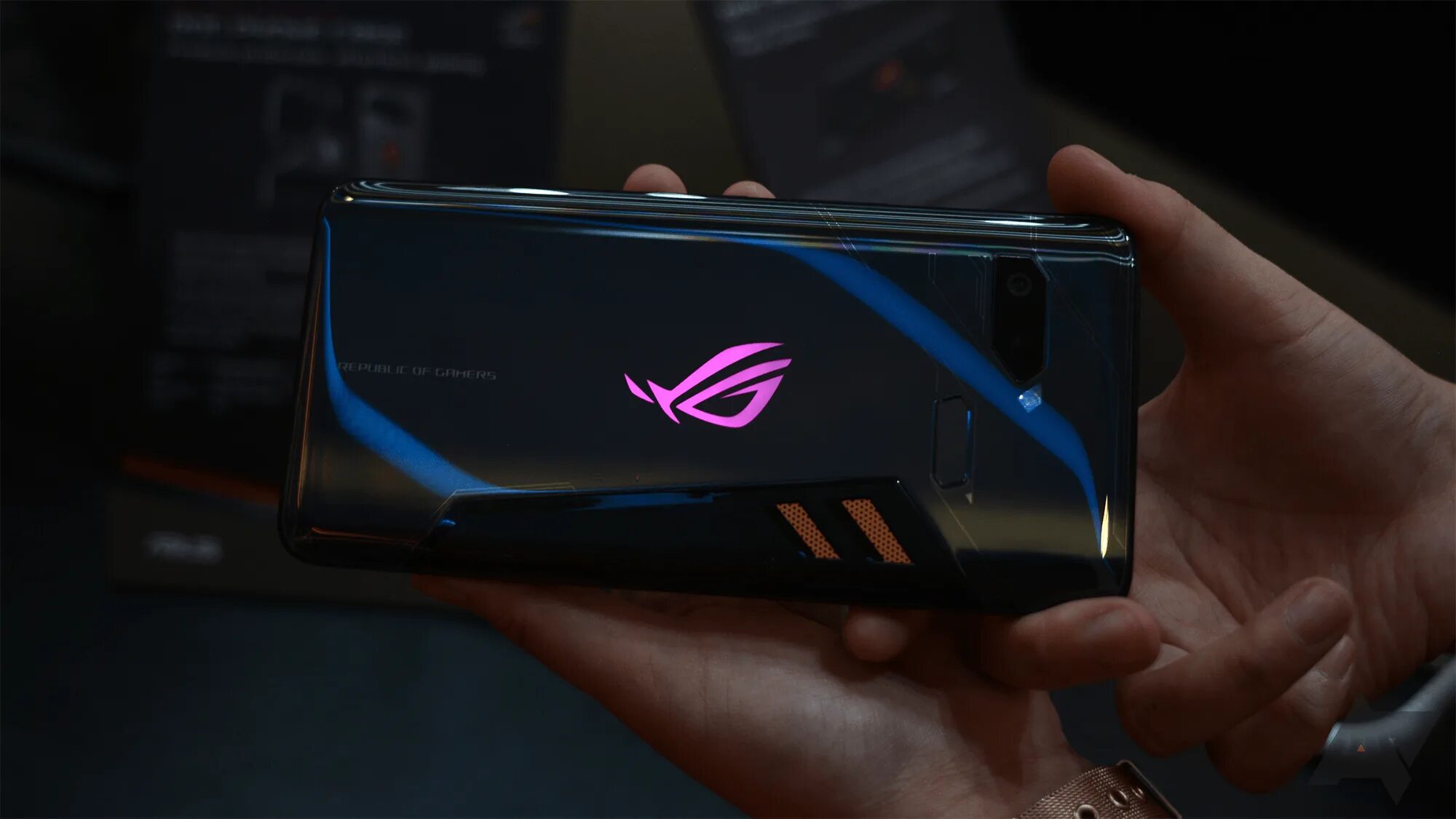 Rog phone tencent. Asus rog phone 6 tencent. asus rog phone 3 tencent. задняя крышка asus rog phone 2. rog phone 3 на украине.