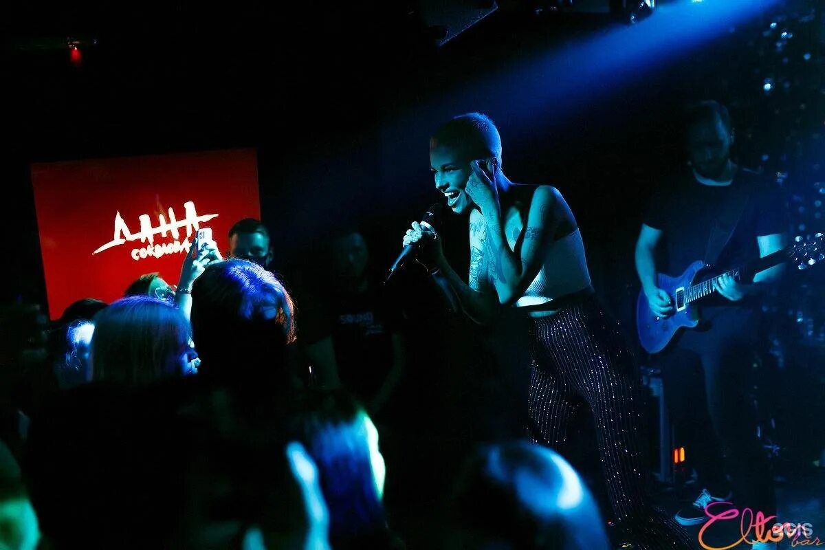 Elton bar красноярск. Элтон новосибирск. Клуб элтон новосибирск. Элтон бар нск. Элтон бар новосибирск фотоотчет.