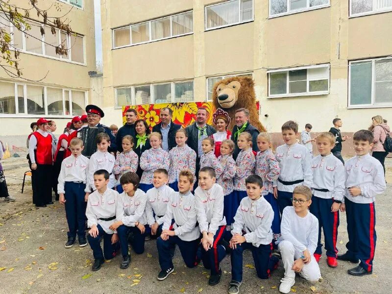 средняя общеобразовательная школа 30 ростов-на-дону. учителя школы 1285 москва тушинская. фото школы 110 мбоу сош 110. школа 110 ростов на дону. школа 110 директор ростов.