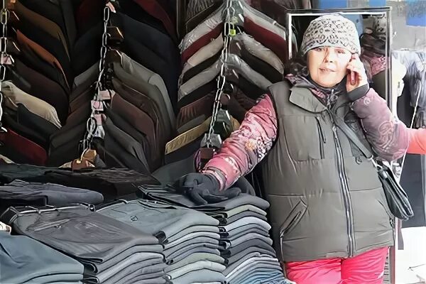 Барахолка новосибирск тг. Барахолка новосибирск тг. Барахолка новосибирск. Рынок на гусинобродском шоссе. Барахолка новосибирск гусинобродское.