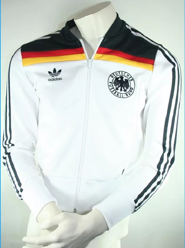 Спортивный костюм германия купить. Олимпийка адидас deutscher Fussball Bund. Adidas DFB 1980 олимпийка. Adidas deutscher Fussball-Bund олимпийка. Олимпийка adidas Euro 2006 Germany.