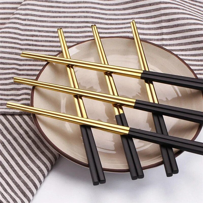 Палочки для еды. Металлические китайские палочки. Металлическая палочка. Китайские палочки для еды металлические.