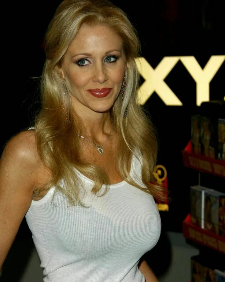 Julia ann 2025. Julia ann в молодости.