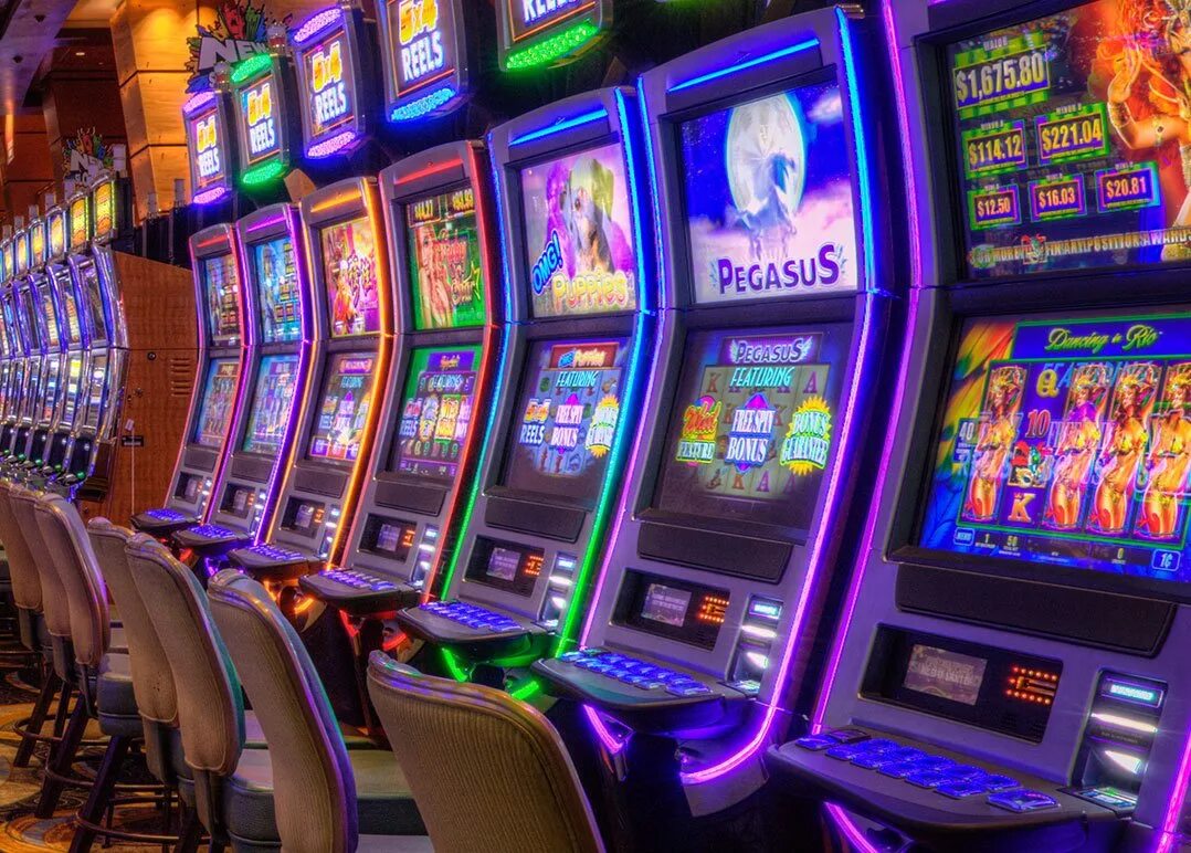 Игровые автоматы рейтинг сайтов casinodb5. Современные игровые автоматы. Автомат казино. Лучшие игровые автоматы. Игровые автоматы 2000.