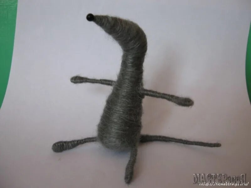 Мышонок из проволоки и ниток. Мышь из носка. Мышка из фетра. Игрушка из носка мышка. Поделка мышка.