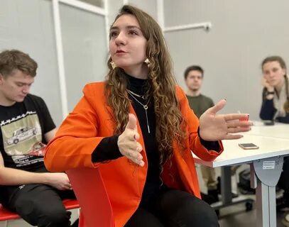 Студенты 32