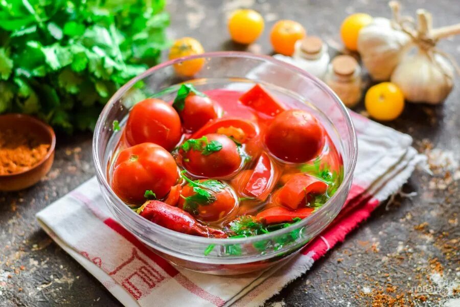 Маринуем помидоры сладким рецептом. Квашеные помидоры. Помидоры и болгарский перец. Ферментированные помидоры. Кетчуп с болгарским перцем.
