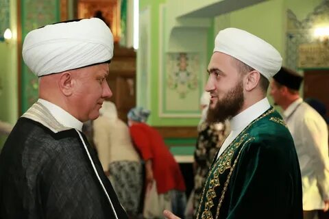 Мулла читает