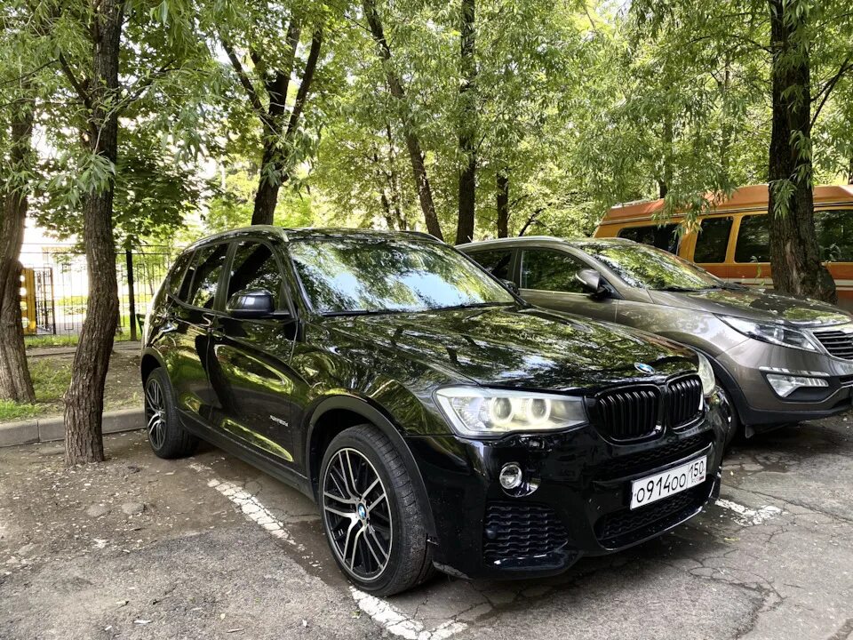 Диски бмв х3 ф25. Bmw x3 f25. бмв х3 f25. bmw x3 f25 off road. bmw f25 m.