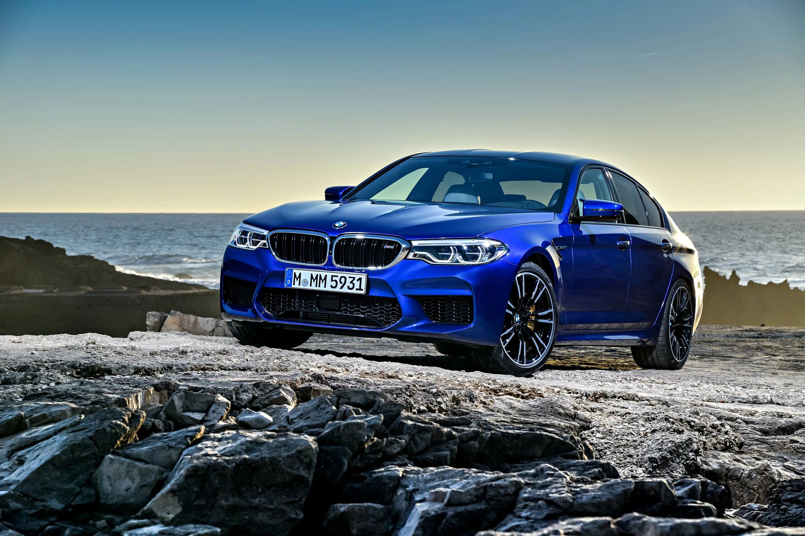 Бмв м5 ф10. Bmw m5 2017. Bmw m5 в m пакете. Bmw m5 обзор. Bmw m5 обзор.