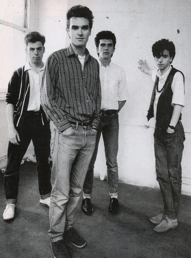 Smith. Зе смитс группа. The smiths солист. Смитс. Смитс.