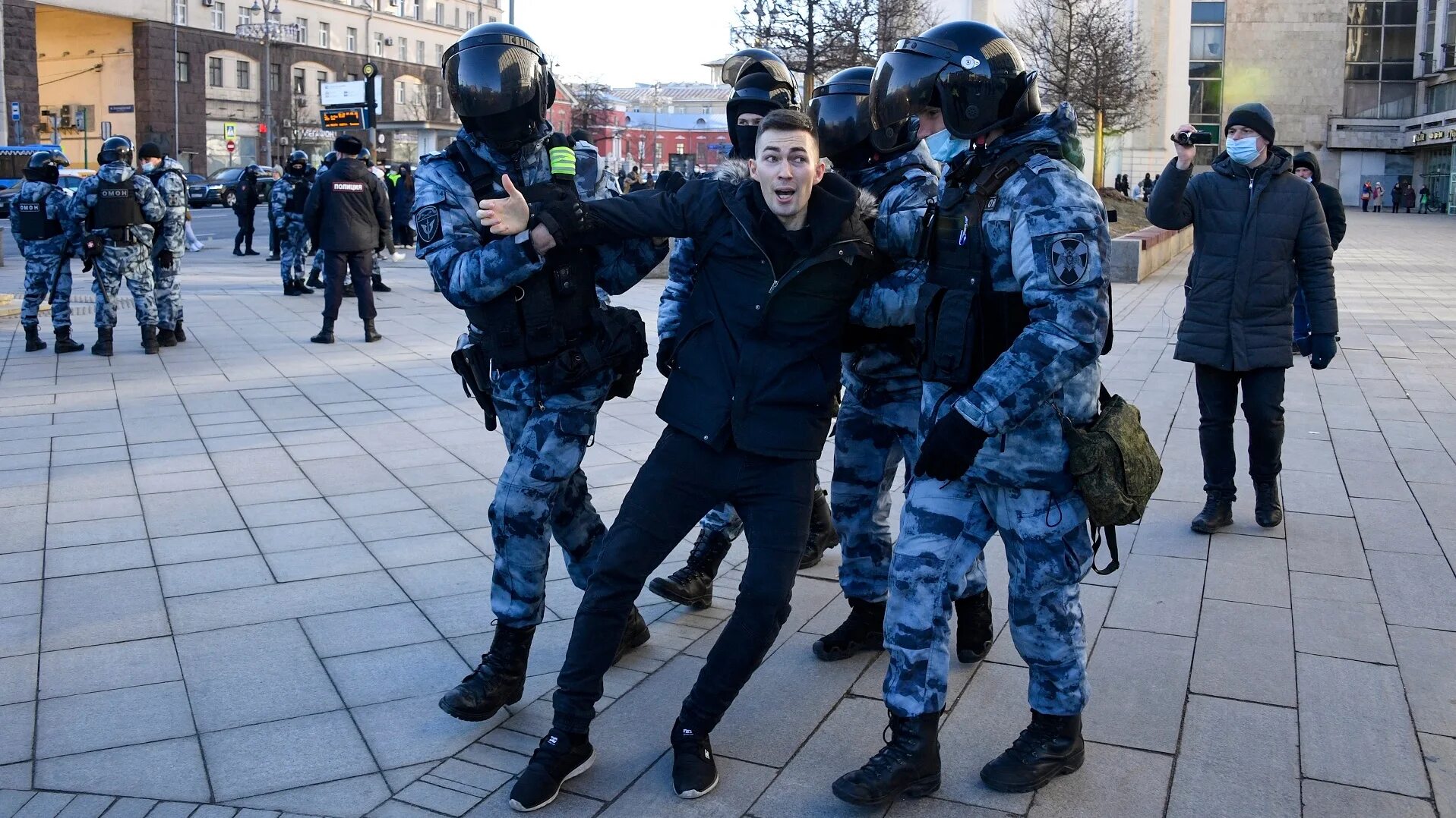 Протесты в Украине 2022. Русские силовики. Протесты в Москве. Новости читать украина и россия