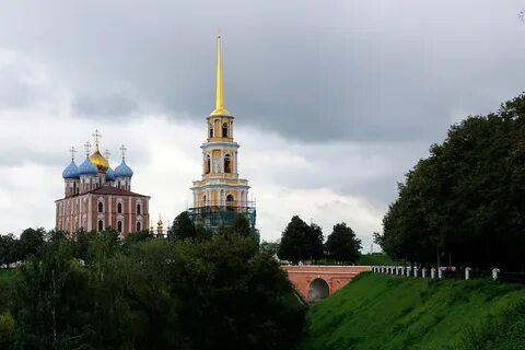 Рязанский кремль часы работы