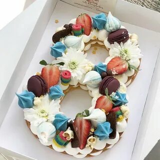 Тортик цифра 8