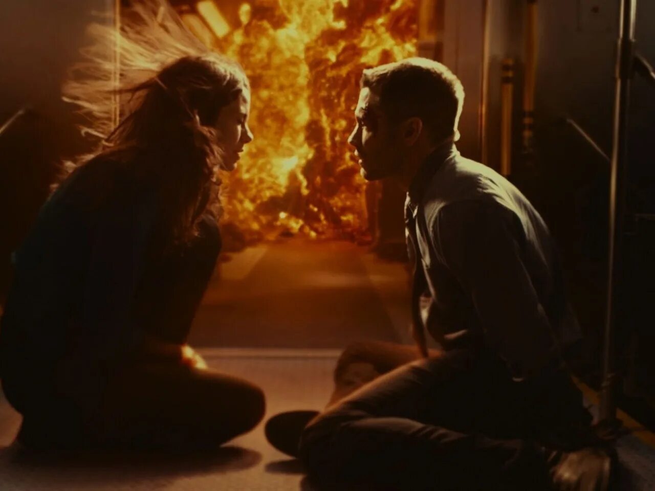 Code movie. Исходный код 2011 джейк джилленхол. Код да винчи постер. Джейк джилленхол исходный код. Джейк джилленхол поезд.