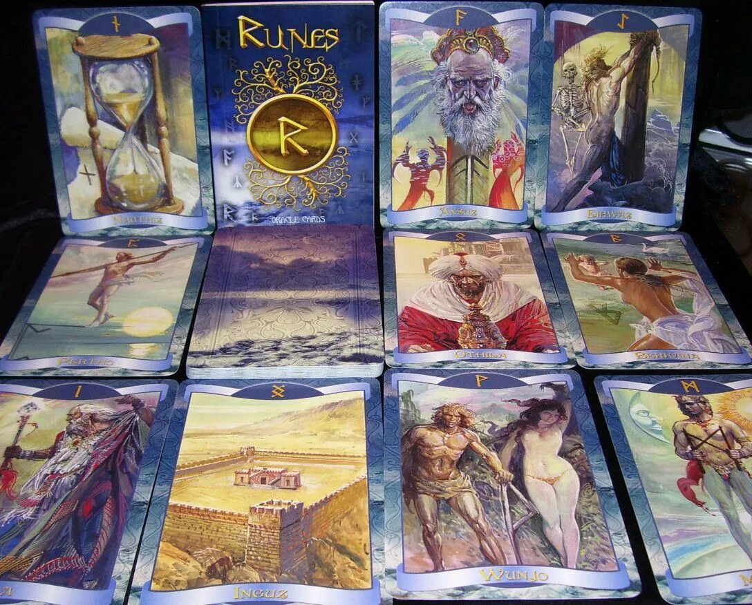 Оракул номер 4 2024 год. Оракул руны / Runes Oracle Cards. Карты Таро оракул руны / Runes Oracle Cards (Rune Oracle) - lo Scarabeo. Оракул руны ЛО Скарабео. Оракул lo Scarabeo руны галерея.