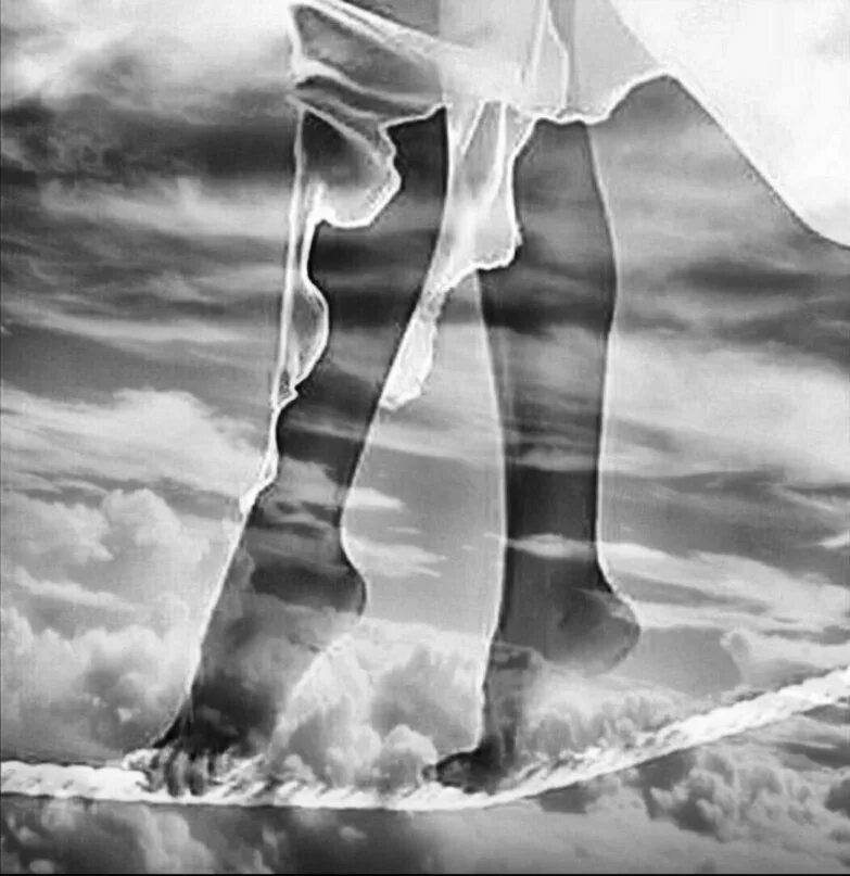 она идет ко мне. встречи и расставания. разлука и встречи. сон любовь. сны о прошлом.