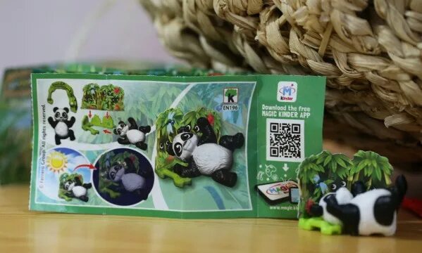 Сканировать qr киндер сюрприз. Панда киндер natoons. natoons киндер qr коды. киндер сюрприз applaydu коллекция natoons. applaydu kinder qr код.