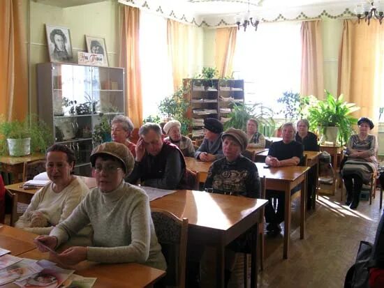 управление пенсионного фонда по брянской области. степунин клинцы. пенсионный фонд клинцы. работа пенсионного фонда клинцы. фабрика коминтерна клинцы.