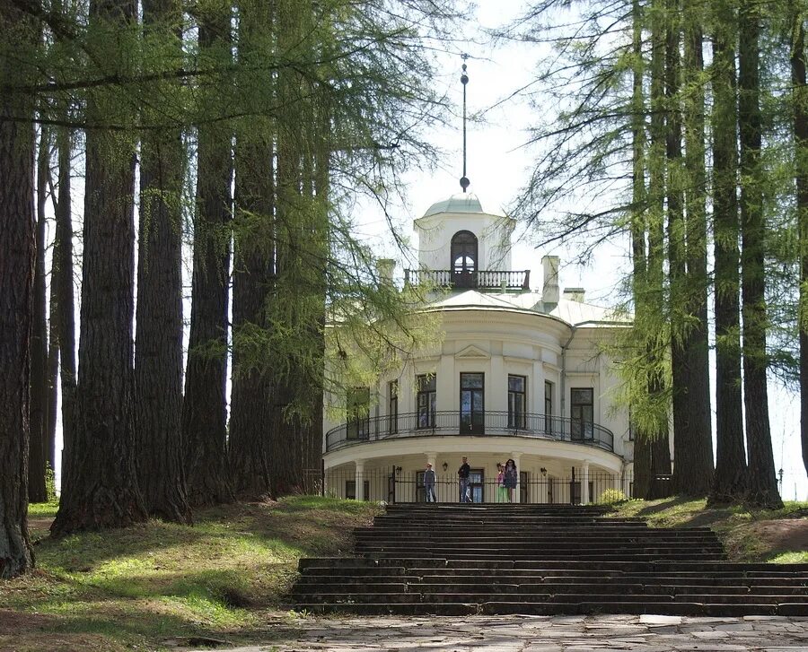 Усадьба середниково вл1 поселок санатория мцыри фото. Фирсановка усадьба Середниково. Сходня усадьба Середниково. Усадьба Мцыри Середниково. Середниково усадьба Барский пруд.