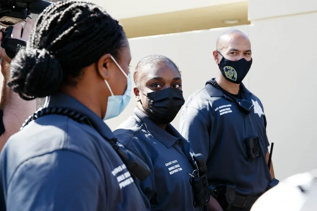 Response health. Полиция сан хосе. crisis response team prison. the mental-health crisis. пилот для crisis.