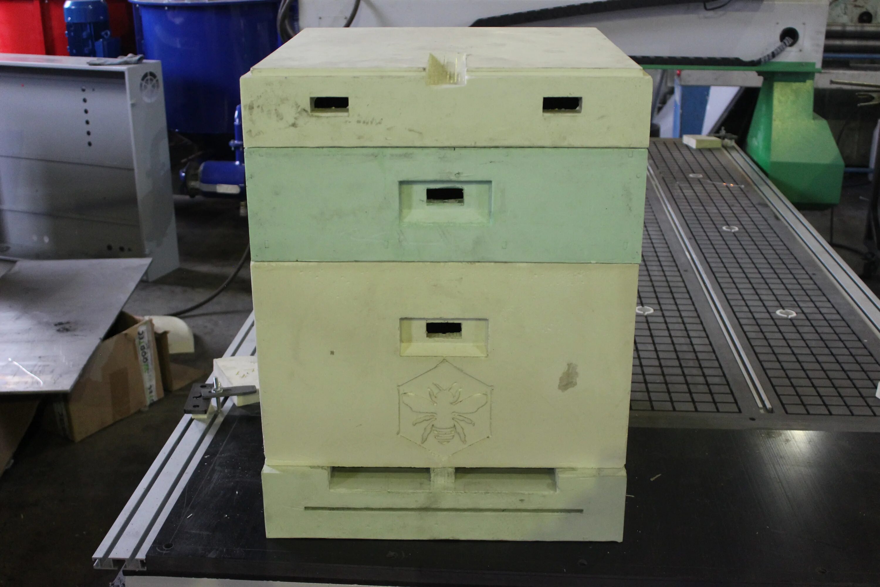 Ппу улья аргон прайм. Формы для литья ульев. Пресс форма для литья ульев из ппу. Формы для ппу ульев техмашстрой самара. Пресс форма для ппу ульев.