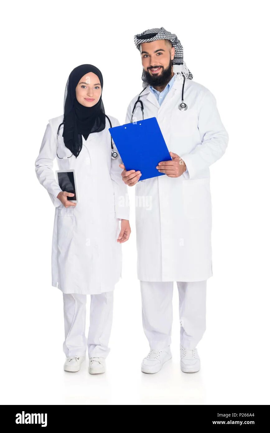 Врач мусульман. Мусульманка врач. Мусульманские медики. Мусульманки врачи в белом халате. Мусульманские медработники.