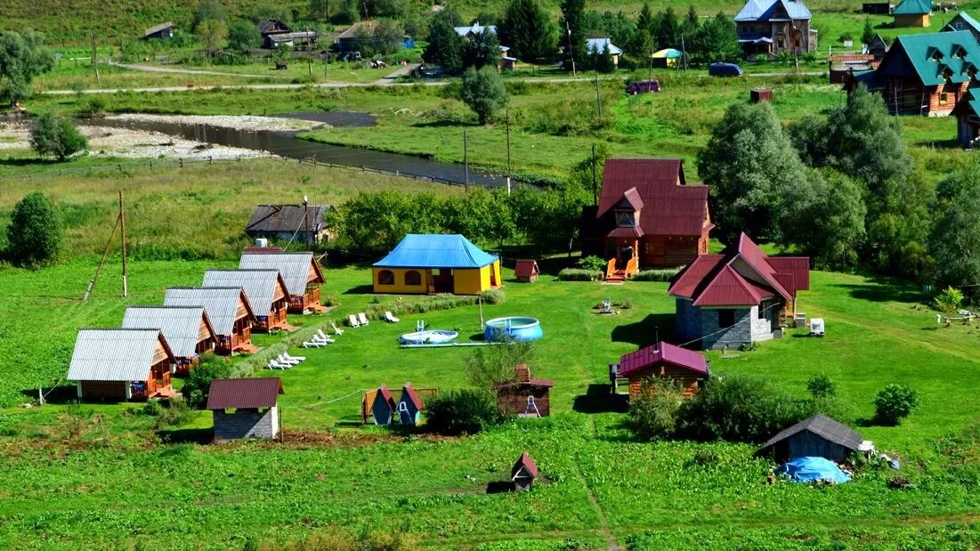 Базы село алтайское. Озеро Красилово Алтайский край. Озеро Красилово Алтайский край база. Турбаза Красилово Алтайский край. Село озеро Красилово.