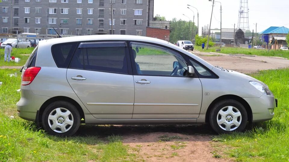 Тойота королла 195/65 r15. Тойота спасио авито. Тойота спасио авито. Тойота королла спасио 2003. Corolla spacio 2001.