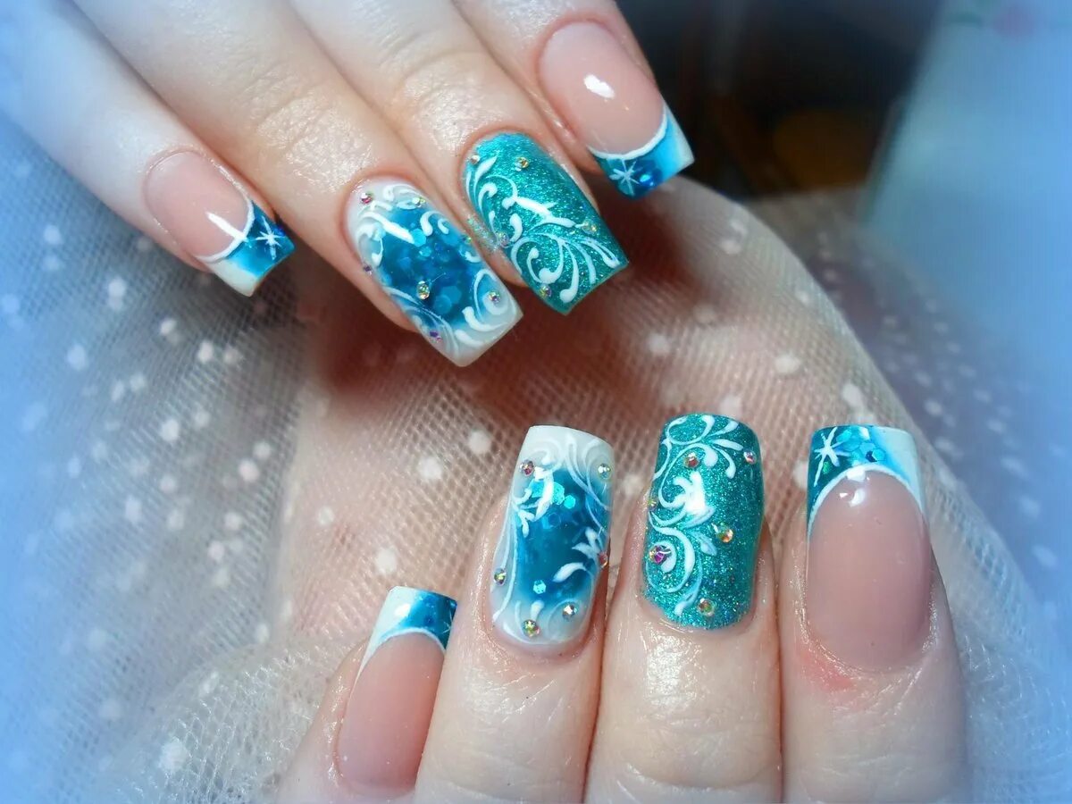 Дизайн ногтей квадрат нг. Дизайн ногтей квадрат нг. Ногти квадрат синии на новый год. Новогодние ногти. Новогодний маникюр черный с белым.