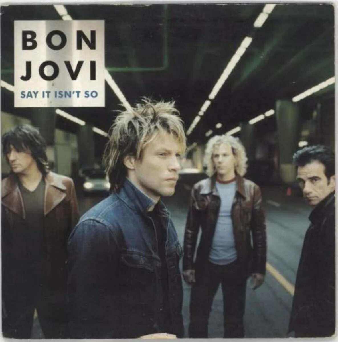 It s my life песня bon jovi. Bon Jovi Crush 2000. Bon Jovi it`s my обложка. Bon Jovi Crush обложка. Обложка John bon Jovi - it's my Life.