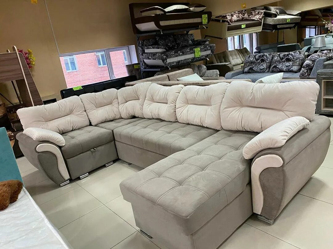 диваны в мебельном слон.