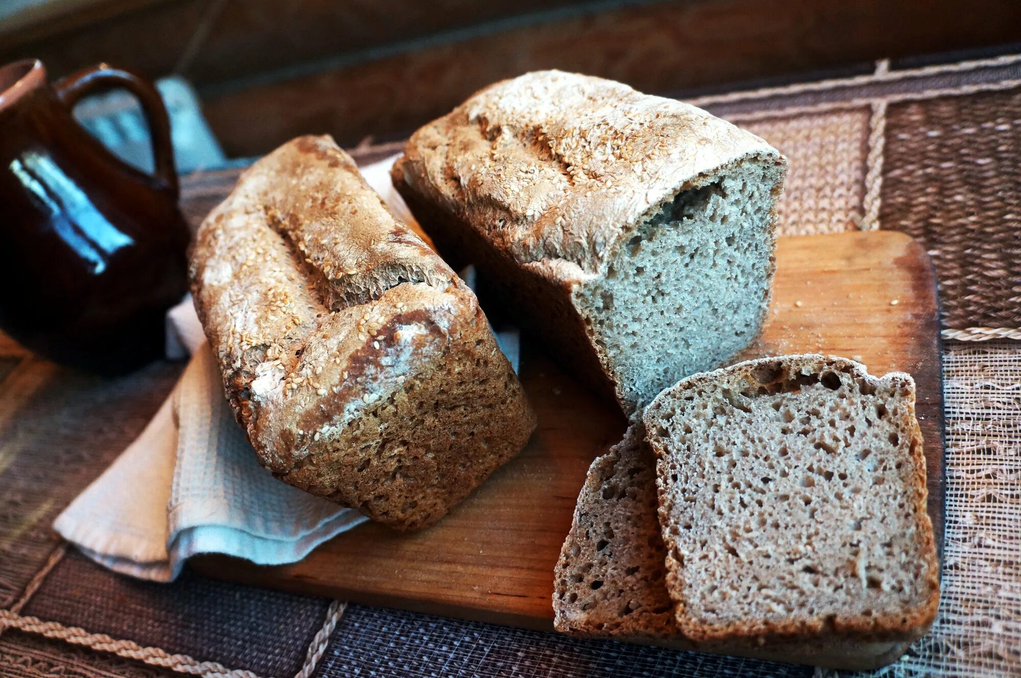 Ржано-пшеничный хлеб ржано-пшеничный хлеб. Ржано-пшеничный хлеб Daugas. Хлеб ржано-пшеничный 600гр. Хлеб Альянс ржано-пшеничный. Хлеб из цельнозерновой муки без дрожжей рецепт