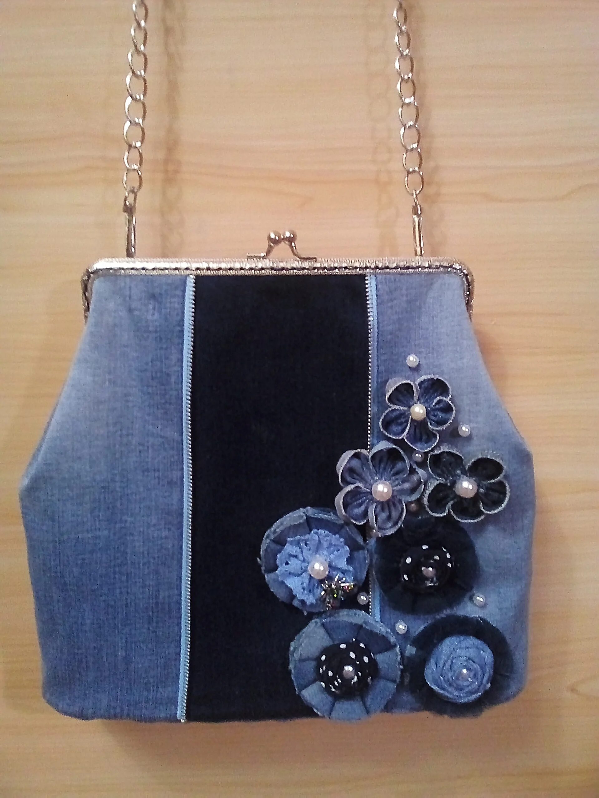 Эко сумка из ненужных вещей. Рукоделие из старых джинс. Пляжная сумка. Сумка пляжная из клеенки. Шитые сумки.