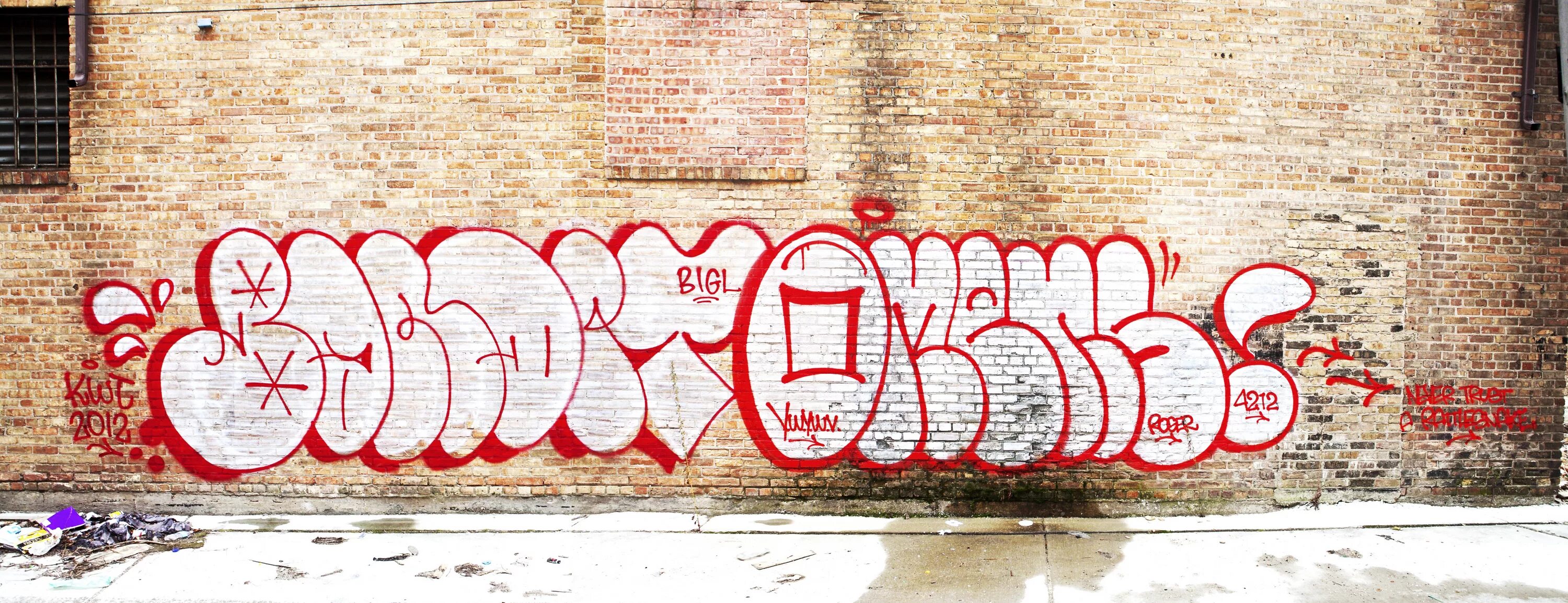 Предложение в котором слово стена. Граффити на стене слова. Текст на стене. Чикаго граффити. Картинки с текстом на стену.