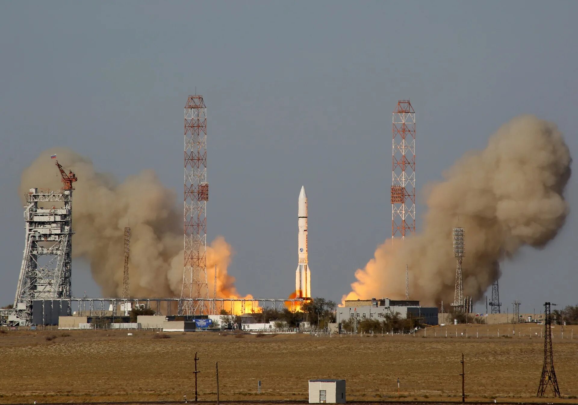 стартовая площадка космодрома байконур. байконур пуск 2021. ракета союз 2 плесецк. байконур площадка 2. байконур город космодром.