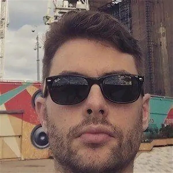 Watson joseph son ltd. Английские блоггеры. Paul joseph watson. Пол уотсон блоггер. Paul joseph watson dox.