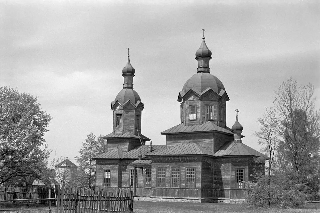 Как на севере поминали "заложных" покойников, то есть погибших не своей смертью 