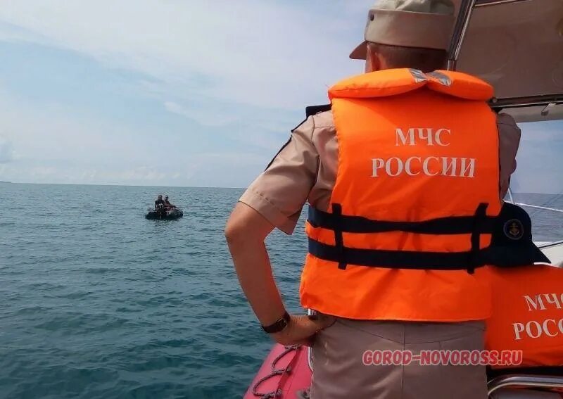 Крушение катера в камышине. Нашли потерявшегося в море. Нашли потерявшегося в море. Черное море сейчас. Сахалин море.