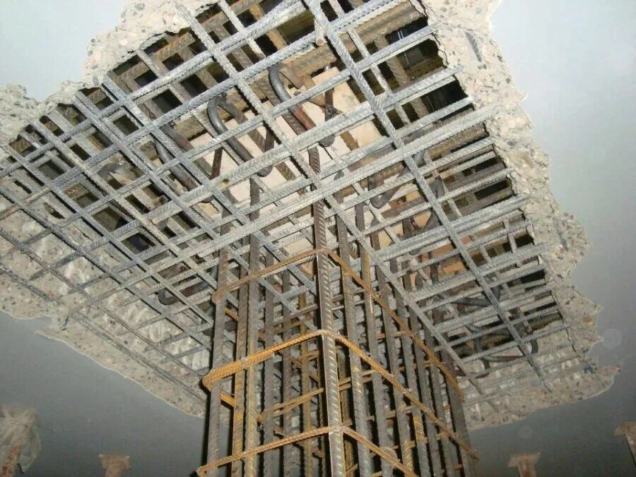 межэтажная плита перекрытия монолит. абк жб каркас. кнауф огнезащита металлических колонн. стройка в кыргызстане подвал. монолитное безбалочное железобетонное перекрытие.