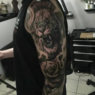 Рукав лев