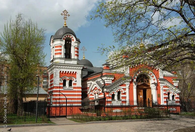 Церковь архангела михаила кутузовский. Михайловская церковь часовня москва. Москва храм-часовня михаила архангела при кутузовской избе. Храм архангела михаила близ кутузовской избы. Часовня архангела михаила на кутузовском.