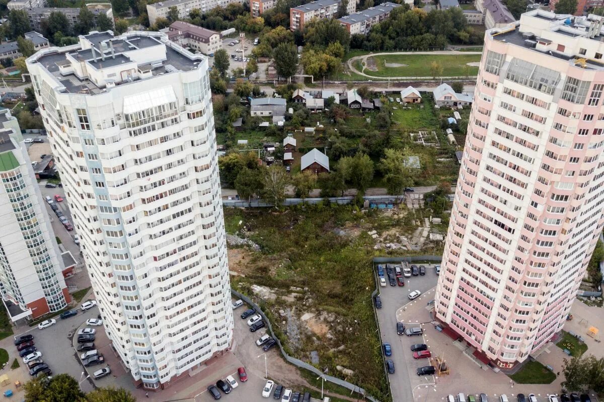 Самолетная 31 екатеринбург. Жк новый уктус екатеринбург. Самолетная 31. Самолетная 31. Самолетная 31.