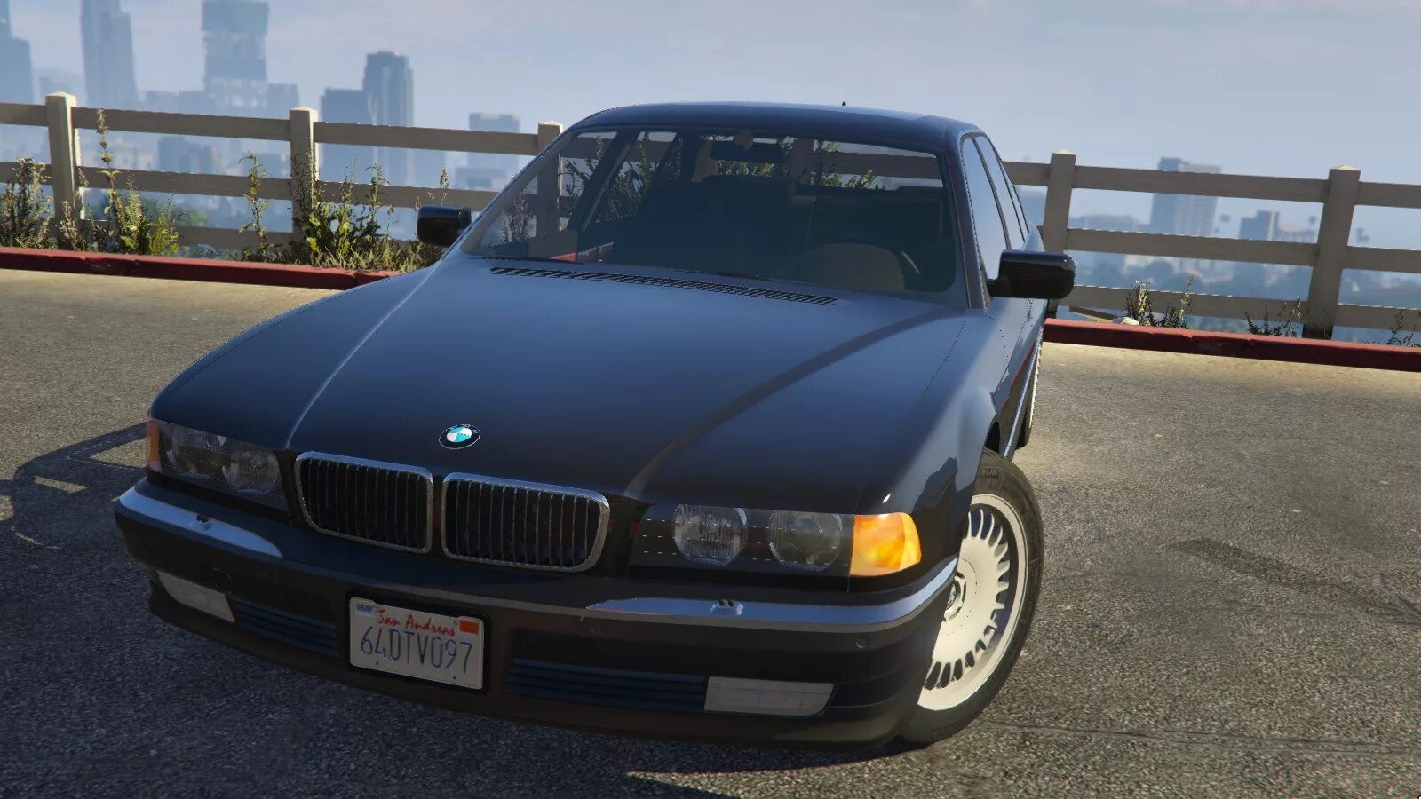 Мод bmw e38. BMW 750i. БМВ 750i e38. BMW 7 e38 GTA 5 Rp. BMW e38 GTA 5.