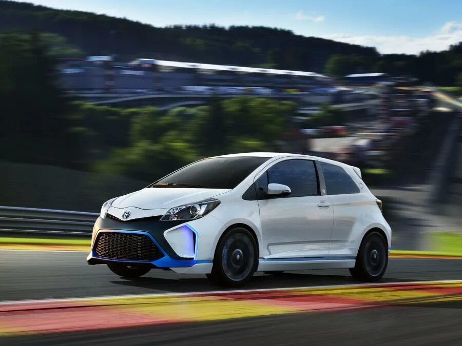 Hybrid r. Toyota yaris turbo. toyota yaris hybrid. toyota yaris concept. тойота ярис 2013.